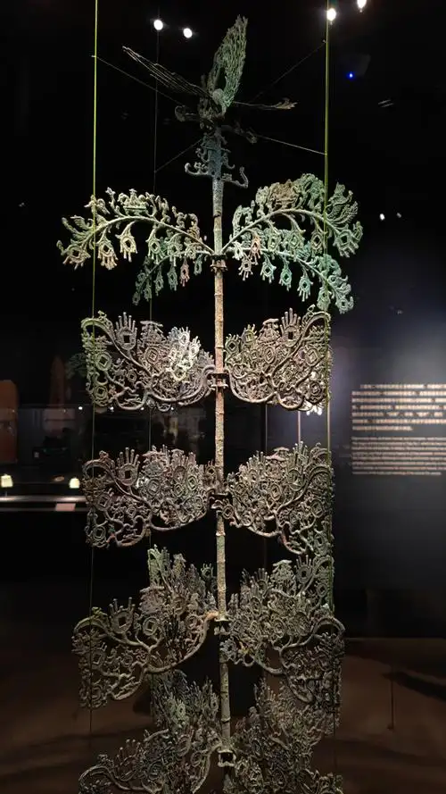 沉睡的历史空灵三星堆太阳神树摇钱树