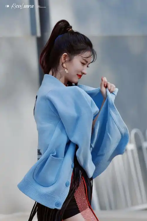 硬糖少女全员双马尾造型##刘些宁硬糖少女303门面主舞