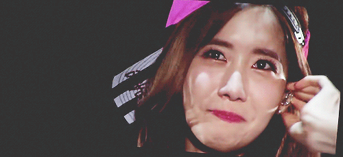 漂亮激动捂嘴泪汪汪gif动图_动态图_表情包下载_soogif