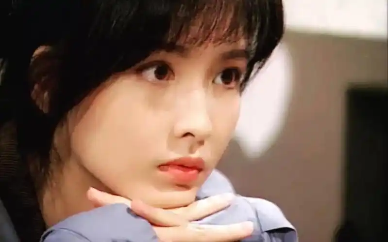 又周慧敏壁纸嘛? - 知乎