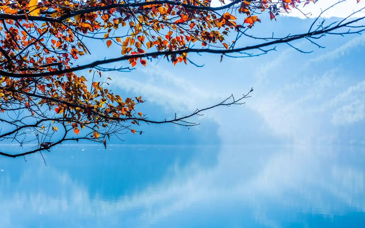 首页 桌面壁纸 风景壁纸 谷坦水库秋景自然风光高清唯美图片桌面壁纸