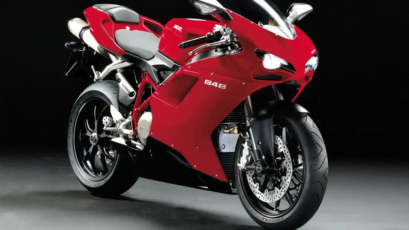 公路赛摩托车炫酷霸气高清图片合集电脑桌面壁纸下载第一辑