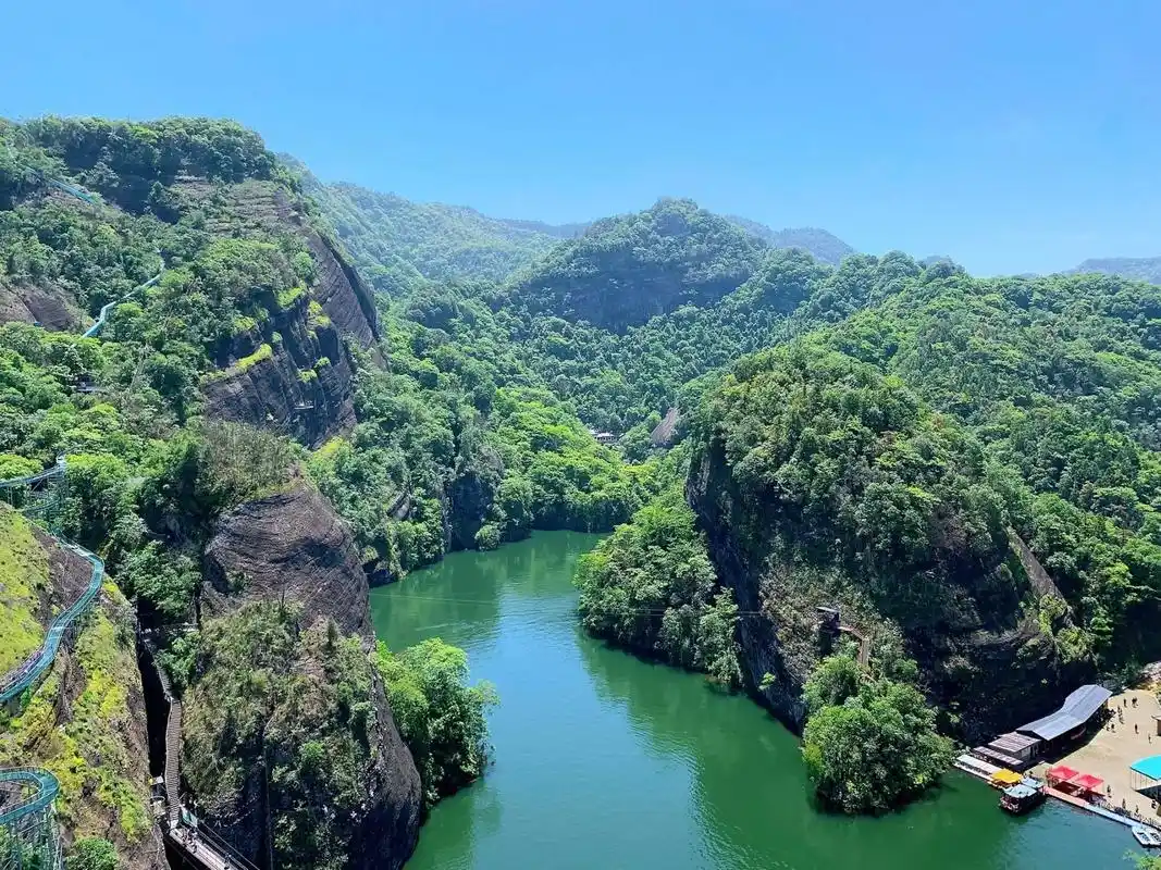 修水东浒寨风景区 我是假期出游,这个景点知名度并不高,也是近三年才