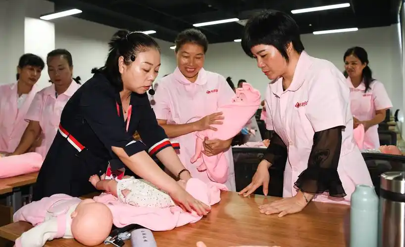 海南儋州:技能培训促就业