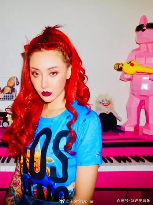 王金金《不装》:卸去伪装打开心房,霸气女皇演绎爱情的模样