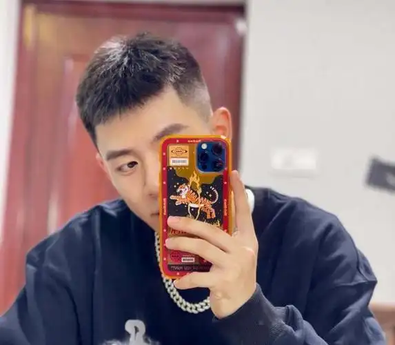 3款不烫不染也很帅的男生发型推荐剪完时髦个性显年轻