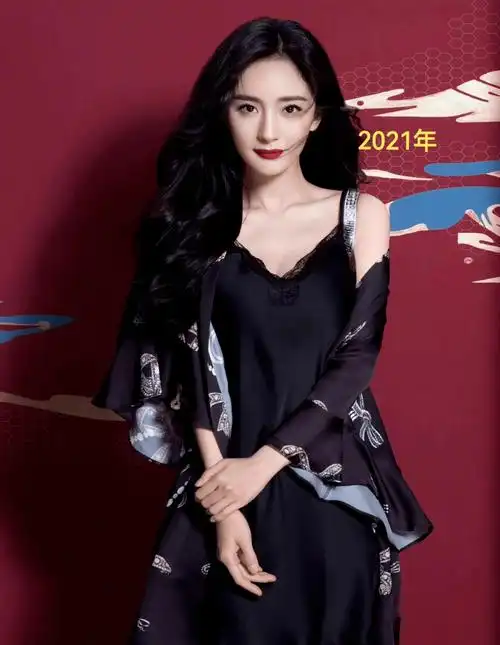 杨幂拍的维密新年写真,土到没朋友?_营销_品牌_造型