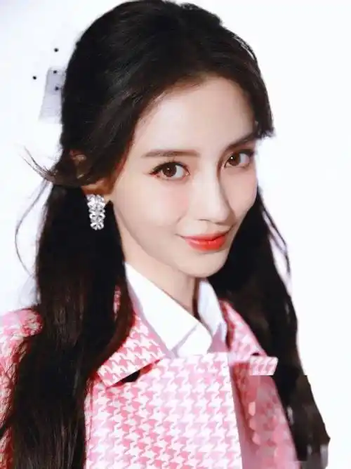 妩媚动人杨颖写真:日系尤物,杨颖的美貌与魅力,每一个瞬间都美得让人