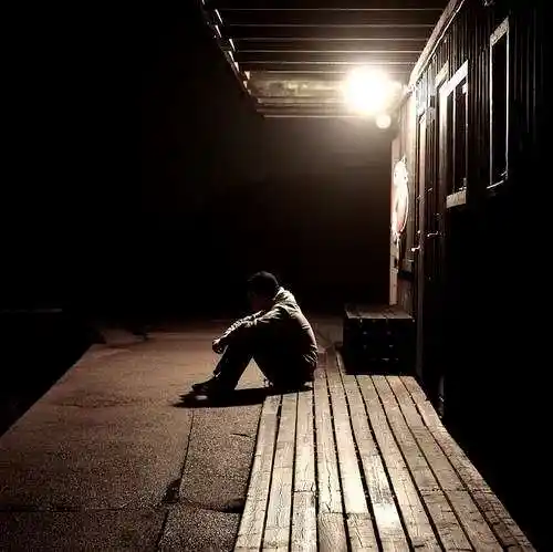 黑色非主流图片:幸福是一种无法抓住的东西