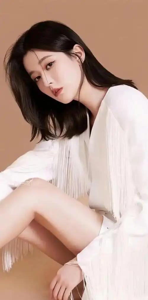 乔欣:灵动与优雅的时尚女神|写真照|独特魅力_网易订阅