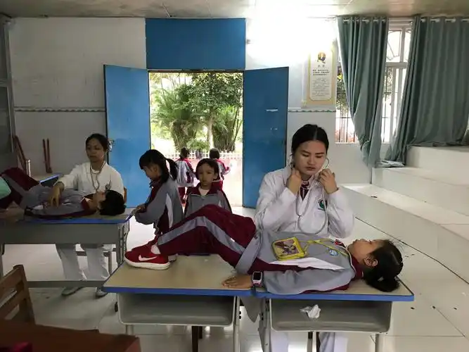 【海口市城西小学】我校认真做好学生健康体检工作