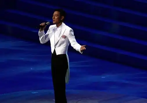 韩红,刘德华世博闭幕式献唱