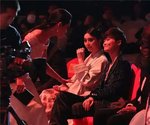 李宇春范冰冰关系好吗 低调闺蜜情堪称圈中清流