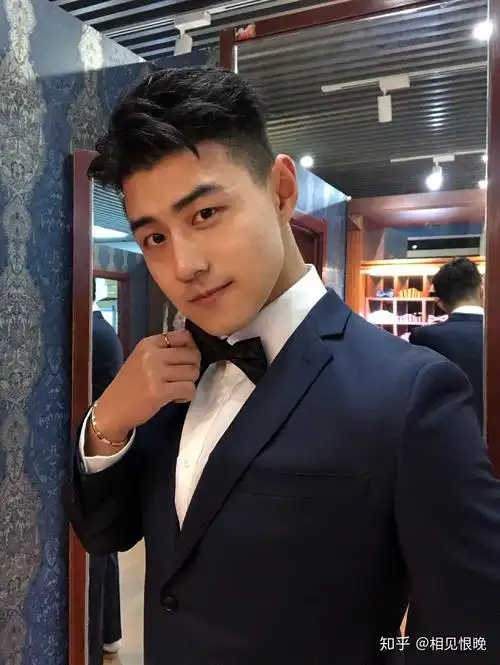 有的男生穿西装不好看我建议去量身定制