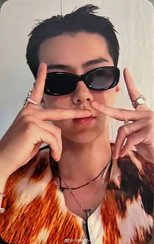 吴世勋sense冬日浪漫大片##吴世勋 杂志##吴世勋sense冬日浪漫大