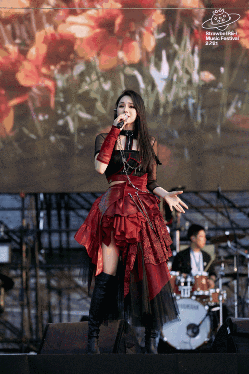 伊能静草莓音乐节首秀是时候重新认识歌手伊能静了