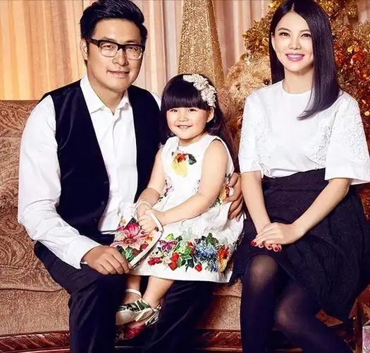 董洁|唐嫣|邱泽|陈翔|潘粤明|毛晓彤|江铠同_网易订阅