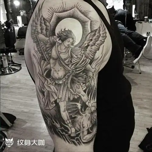 天使手臂纹身图案大全 - 纹身大咖