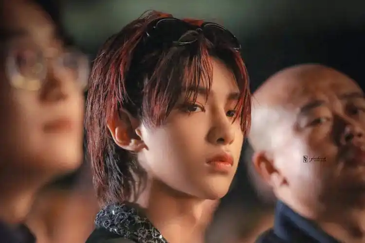 黄明昊♡ - 堆糖,美图壁纸兴趣社区