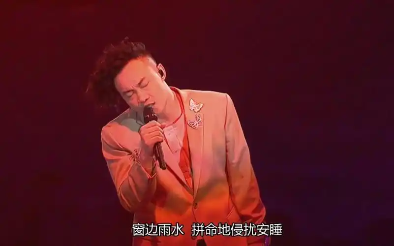 陈奕迅-禁色(2010年 duo 演唱会)