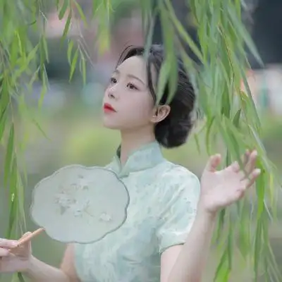 闺蜜头像y青春文案馆清纯风