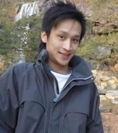 赵雅芝和前夫黄汉伟的两个儿子