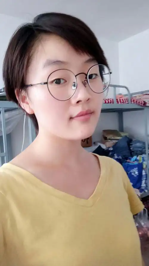 脸胖的女生适合哪种短发?(有图)? - 知乎