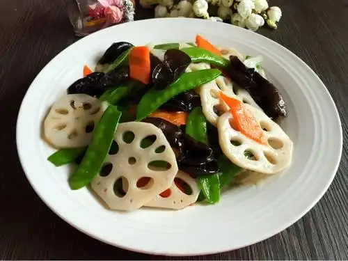 荷塘小炒的做法