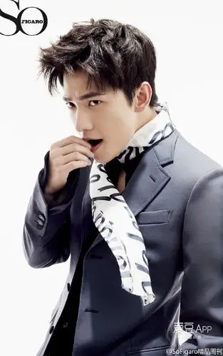 [杨洋][新闻]160908 杨洋最新时尚大片出炉,杂志羊上线