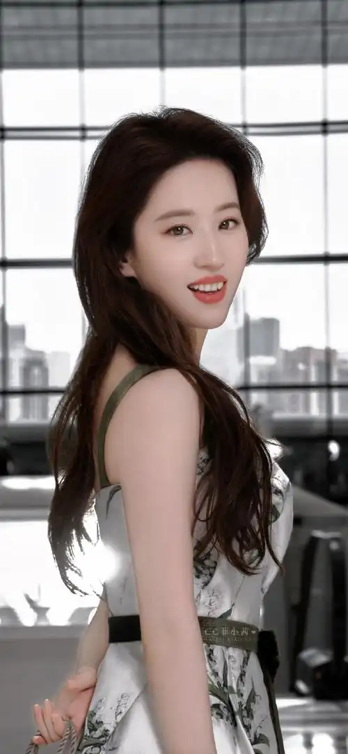 刘亦菲#72 阿布扎比· 壁纸/调色今日份的刘亦菲美貌鲨人事件97