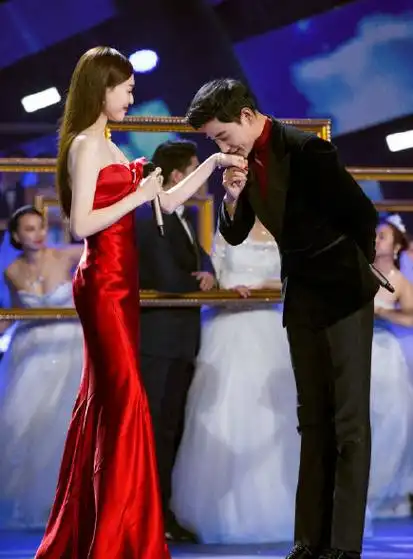 罗晋唐嫣2016最新消息(公开恋情2年,多次被传分手,唐嫣罗晋终于大婚了