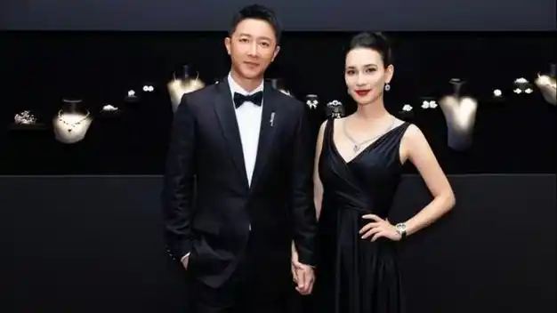 卢靖姗顺产用了三十六个小时,刘惜君表情惊讶直呼厉害|韩庚|唱片