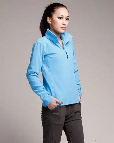 女款浅蓝色简约长袖运动衫