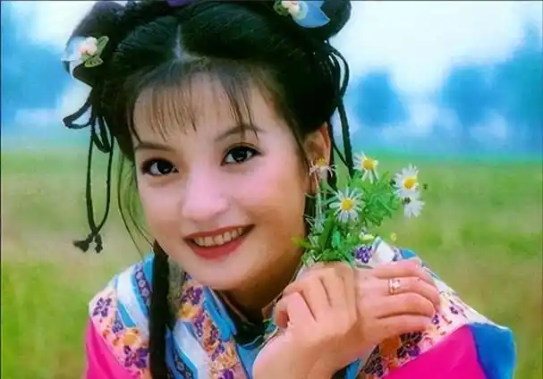 赵薇的"四宗罪",个个让人愤怒,每一件事都能让她身败名裂