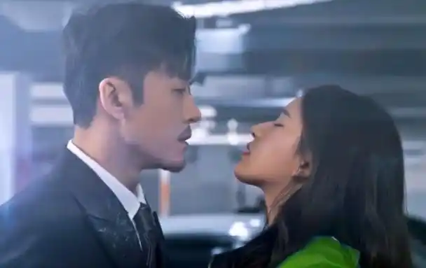 林申李沁吻戏,林雨申 李沁