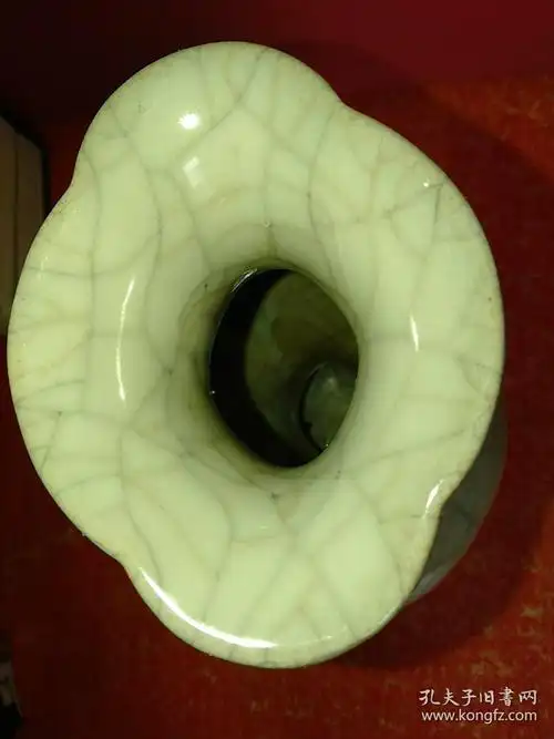 瓷器一个底款宣政年间开封府督造东京官窑归于天成宋徽宗御贡