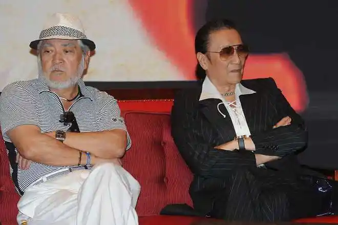 年轻时谢贤有多厉害?李小龙与他合影都要靠边站