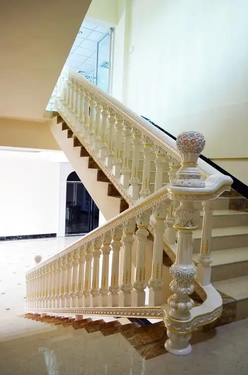 法兰西实木楼梯扶手_楼梯_深圳实木楼梯厂家,深圳实木扶手安装,深圳