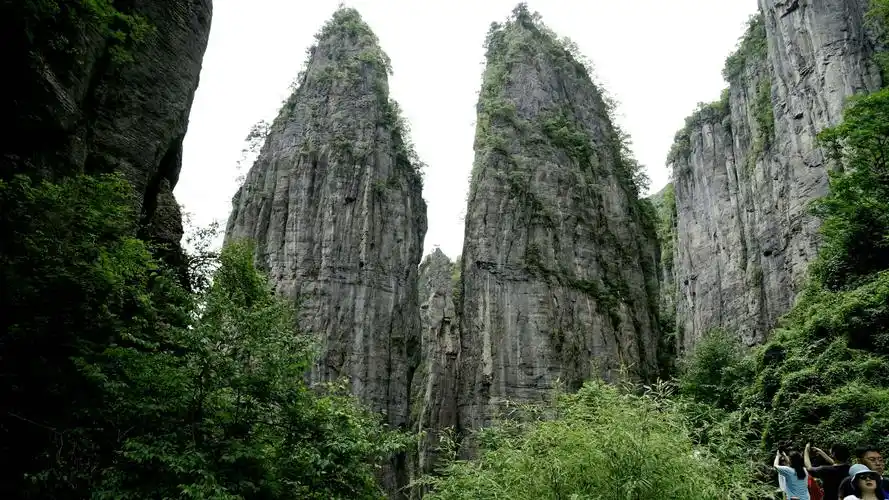 7月16日游恩施大峡谷.大峡谷是世界地质奇观,喀斯特地质地貌博物馆.