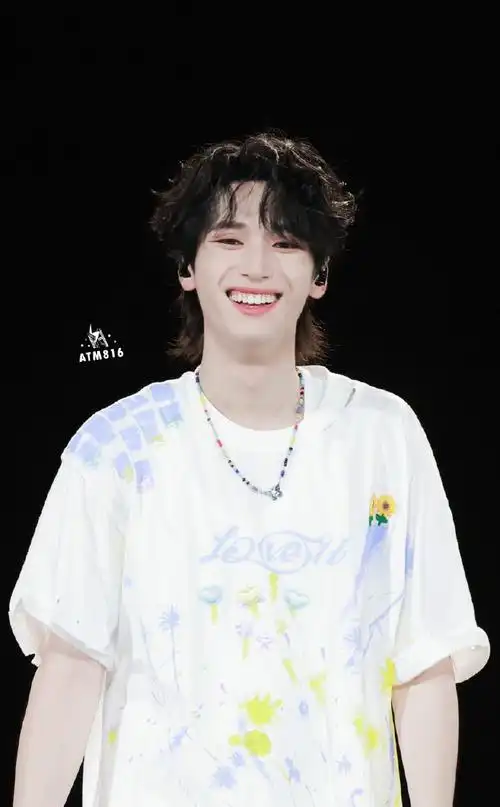 严浩翔超话78#严浩翔楼非楼演唱会#  "我找到你啦!