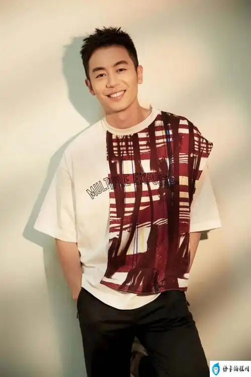 "男神"朱亚文:成名不靠性感和绯闻(朱亚文个人资料简介) 图12