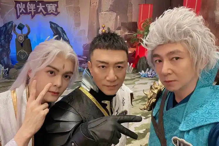 众多明星cos王者荣耀,赵丽颖公孙离,娜扎貂蝉,黄子韬诸葛亮_姐姐