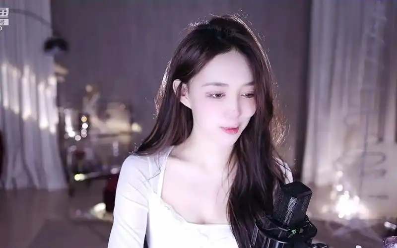 王雨檬呀_2022-12-27 21时39分温柔气质小雨檬