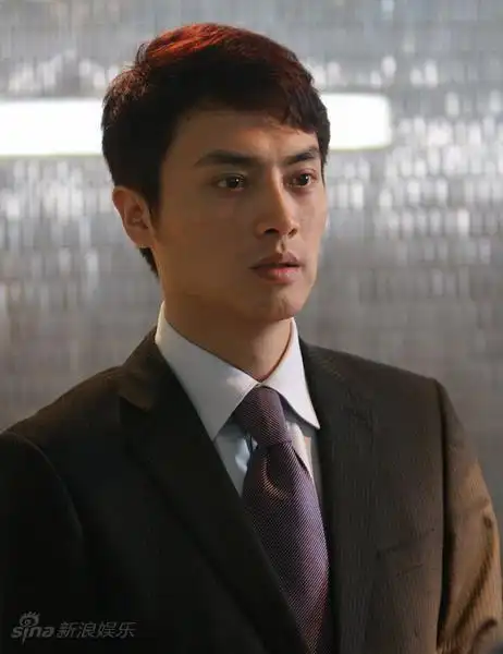 名人简历   职业:演员,北京舞蹈学院音乐戏剧专业老师   祖籍:陕西