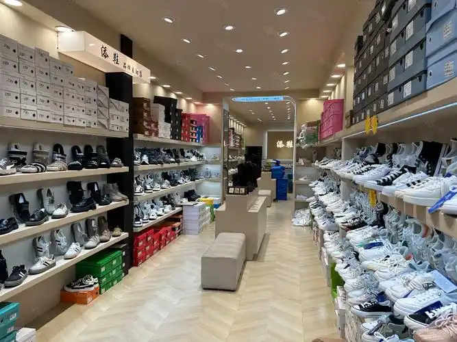 【7图】都市导航)可空转和平路老义乌对面营业中鞋店 适合多种行业