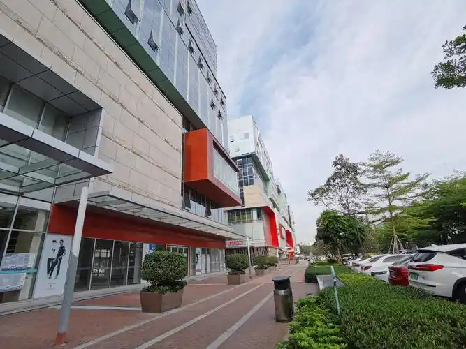 福永地铁口同泰时代广场150平 精装,高楼层落地窗视野广