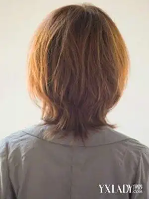 盘点短发后脑勺图片 3种发短发发型让你大走时尚路线