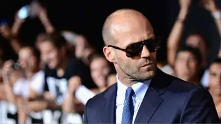 杰森斯坦森,西装暴徒还是英伦绅士,你觉得呢?