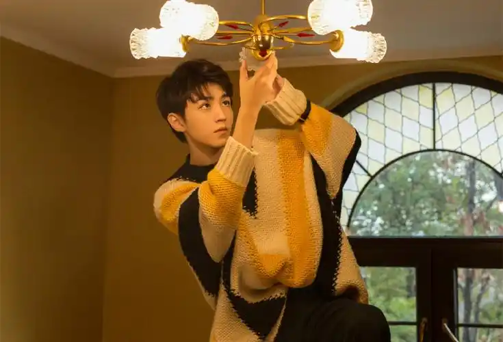 王俊凯最新帅气壁纸_少年偶像王俊凯