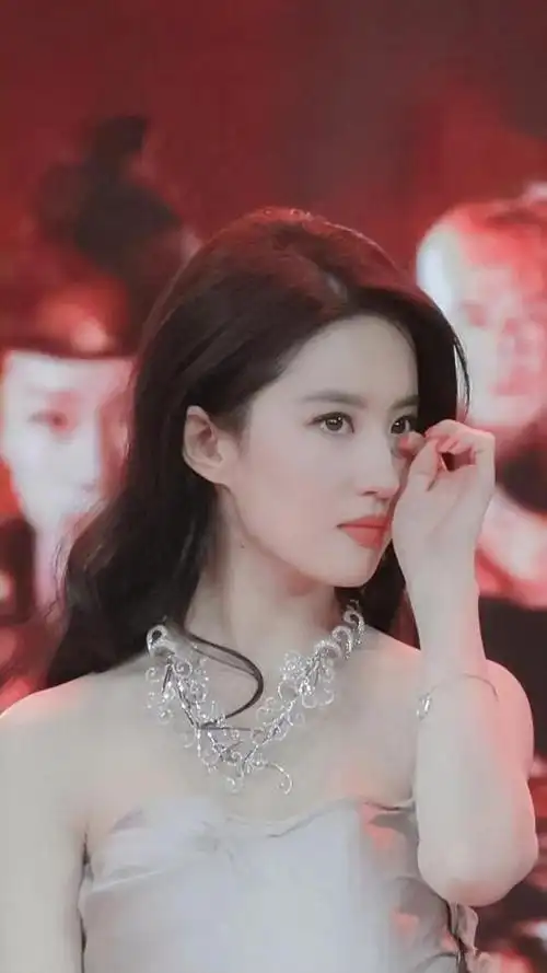 仙颜女神刘亦菲美图集